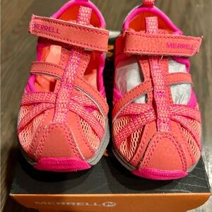 NWT Girls Merrell Monarch